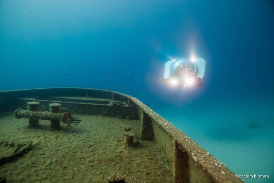 Super Yacht Sub 3 wreck diving